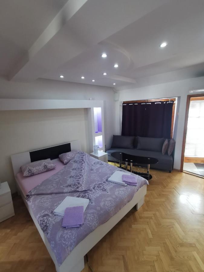 Marmelo Loft Appartamento Belgrado